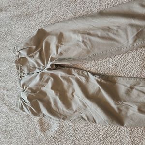 Pleated casual slacks